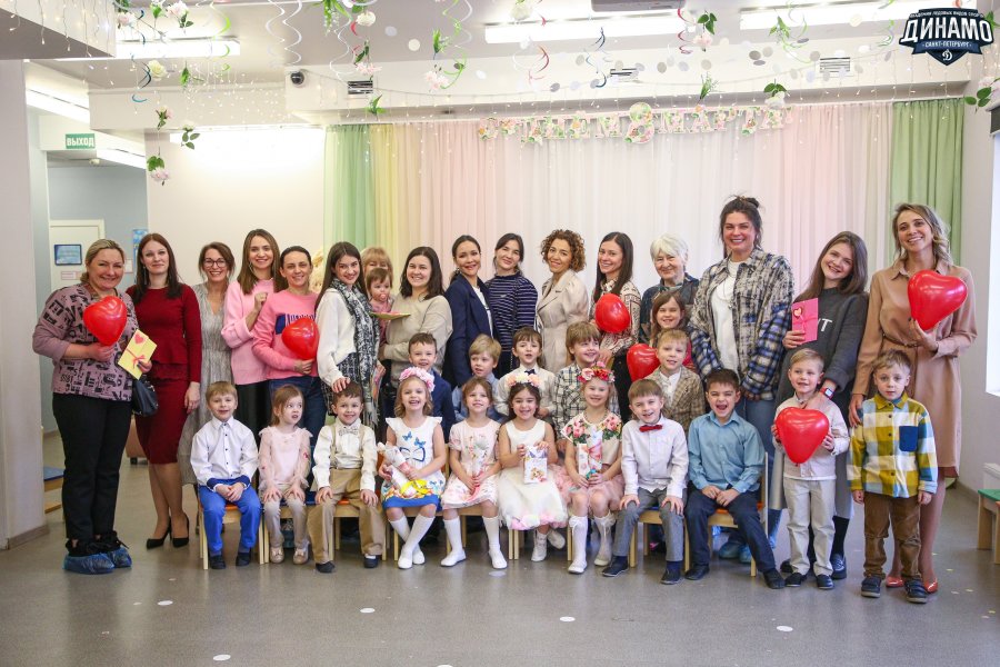 МЕРОПРИЯТИЯ «ЛЬДИНКИ»: СЕРДЕЧКО ДЛЯ МАМОЧКИ