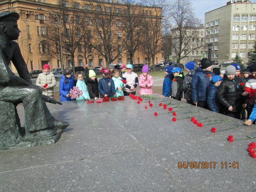 ДНЮ ПОБЕДЫ ПОСВЯЩАЕТСЯ…