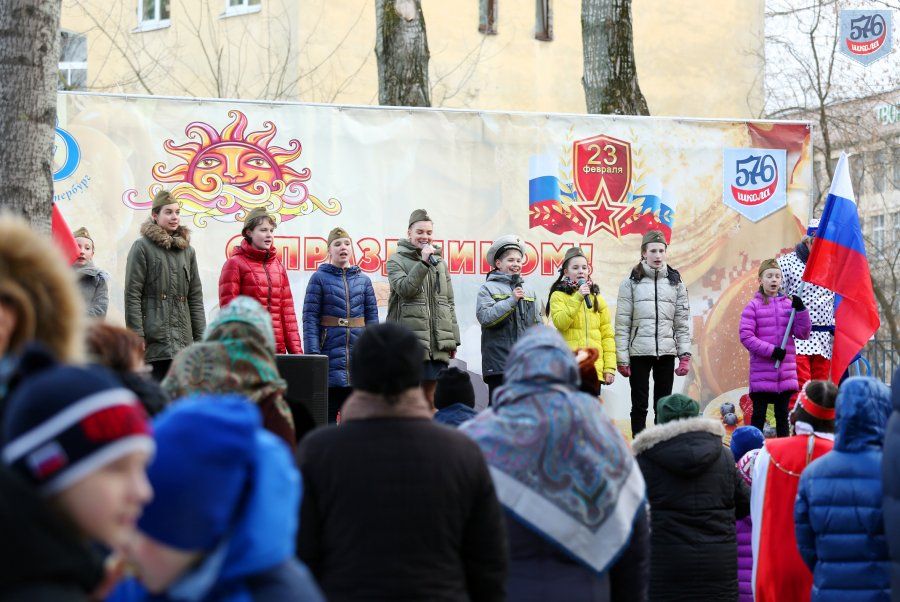 В ШКОЛЕ ВСТРЕТИЛИ МАСЛЕНИЦУ