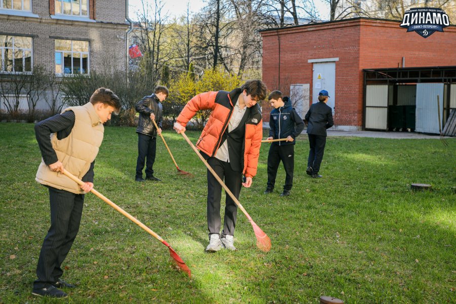 Субботник в Академии